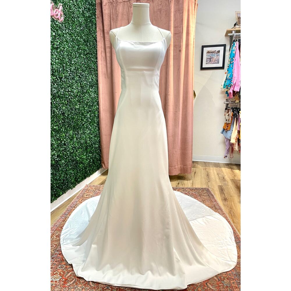 Eva Lendel Solar Satin Wedding Dress Simple Modern Ivory Sz EU 46 US 12-14